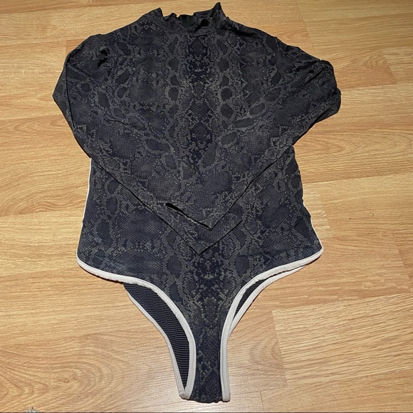 Acacia Swimwear Ehukai in Sage Python - Picture 1 of 2